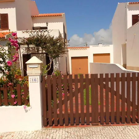 Casa vacanze Creto Village